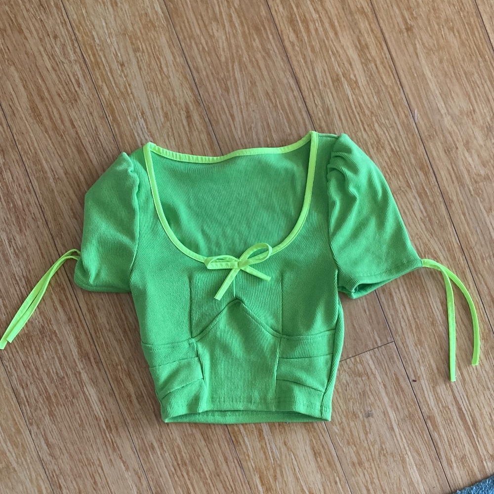 Neon Green 2000s ravewear crop top XS/S